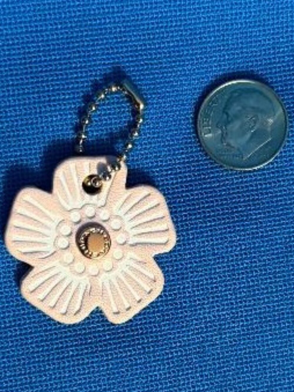 COACH FLORAL FLOWER / TEA ROSE HANG TAG CHARM BALL CHAIN CLASP KEYCHAIN HANDBAG